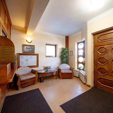 Lilla Panzió Hotel Odorheiu Secuiesc Exterior foto