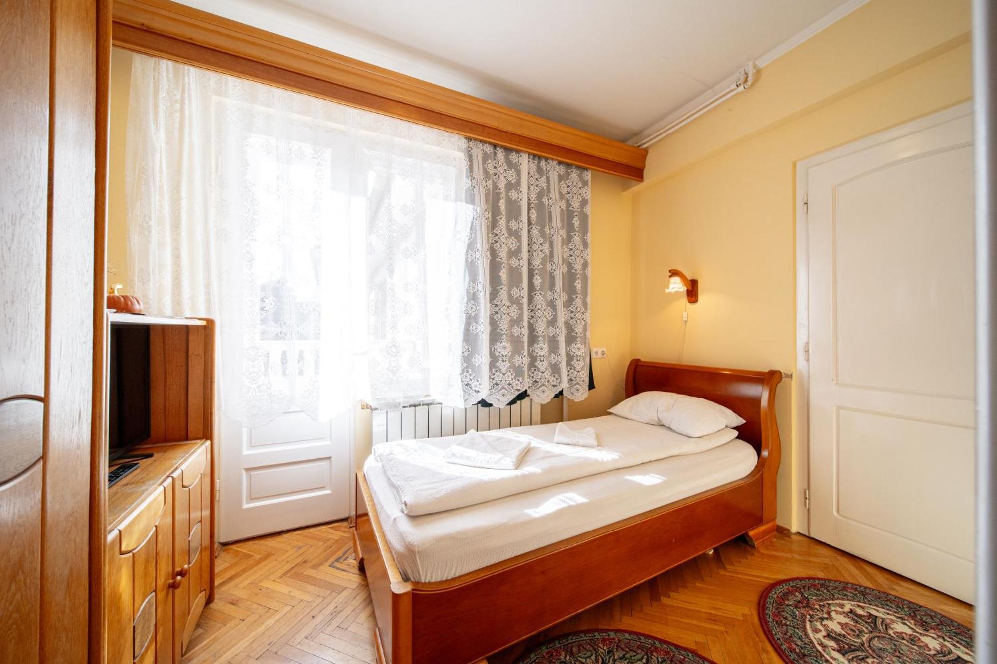 Lilla Panzió Hotel Odorheiu Secuiesc Quarto foto