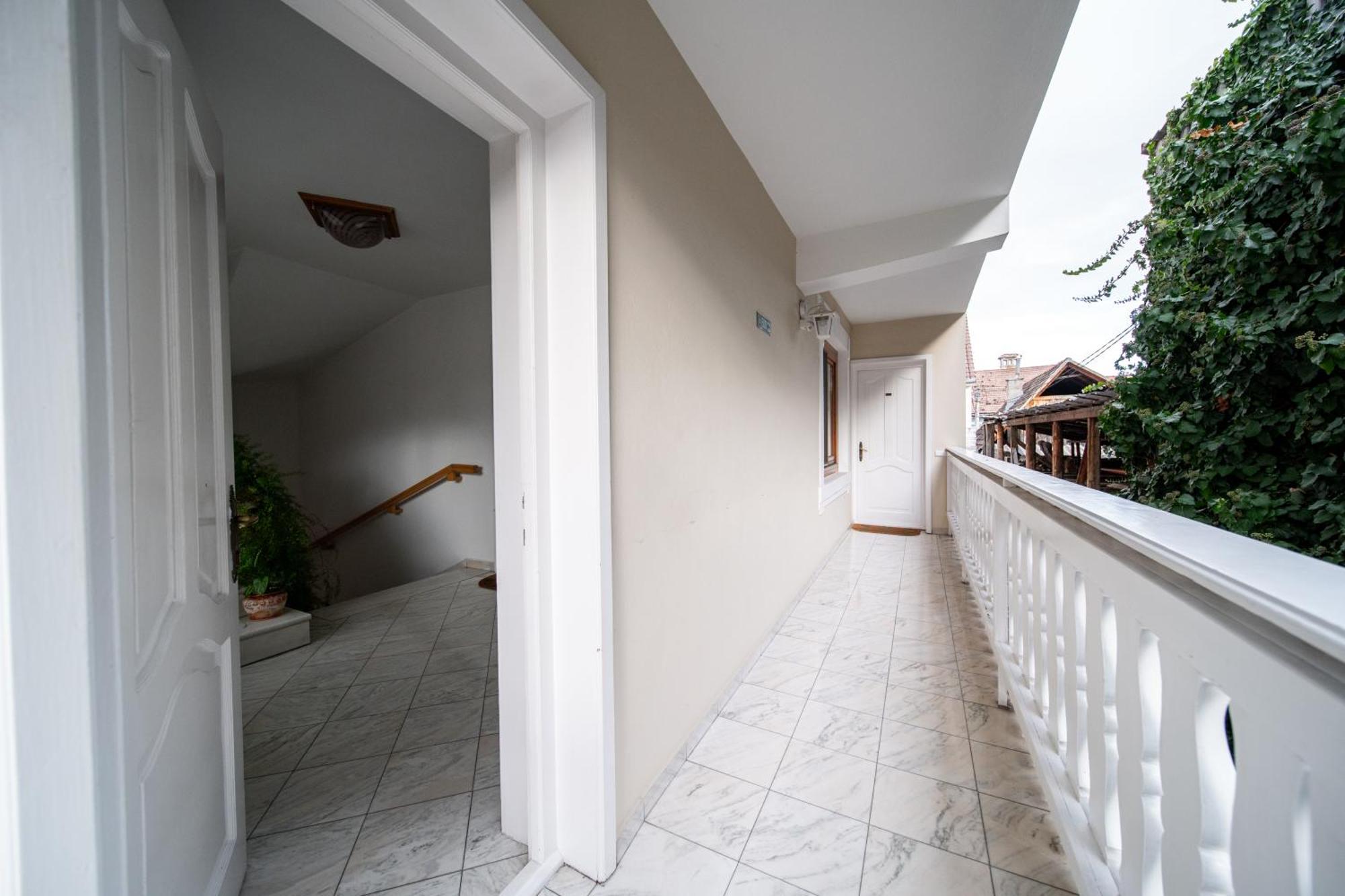 Lilla Panzió Hotel Odorheiu Secuiesc Quarto foto